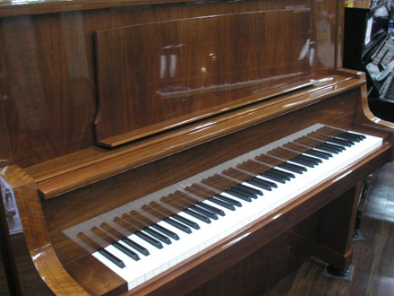KAWAI KL-702 - 第一楽器株式会社