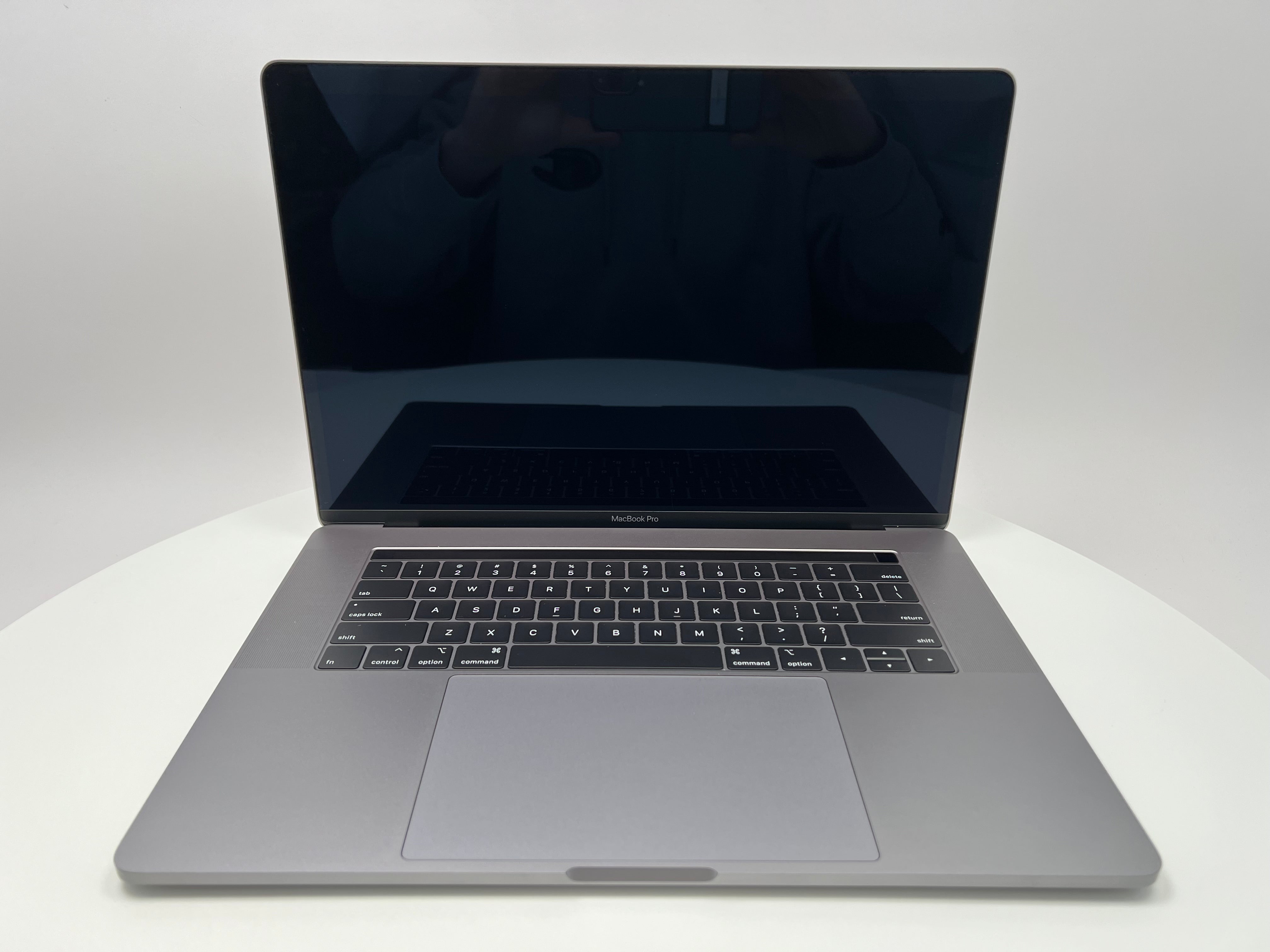 2018 MacBook Pro 15-inch i9 – 32GB RAM 2TB SSD Space Gray | Techable