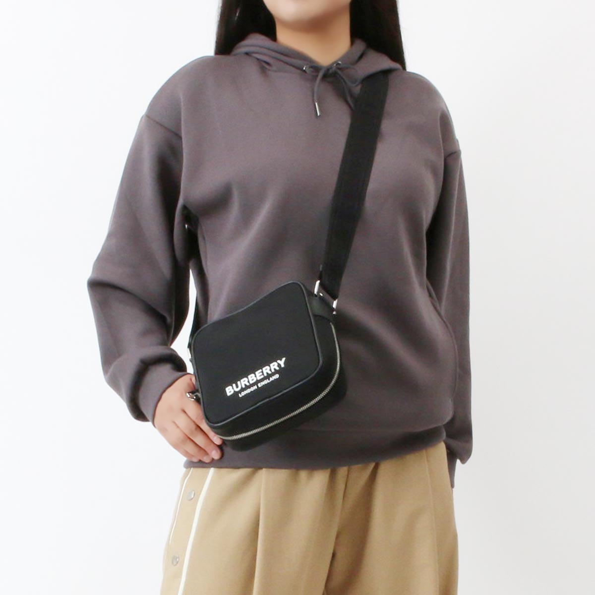 バーバリー ショルダーバッグ/クロスボディ バッグ メンズ レディース