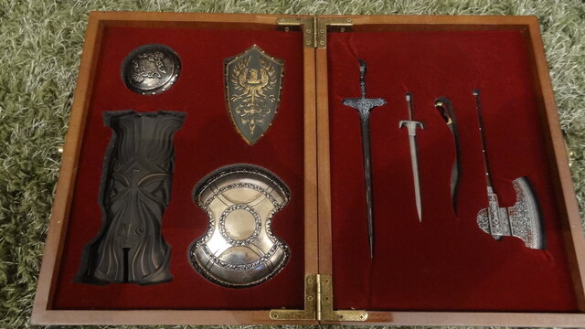 取り扱い注意！ミニチュア武器セットが凄い「DARK SOULS II