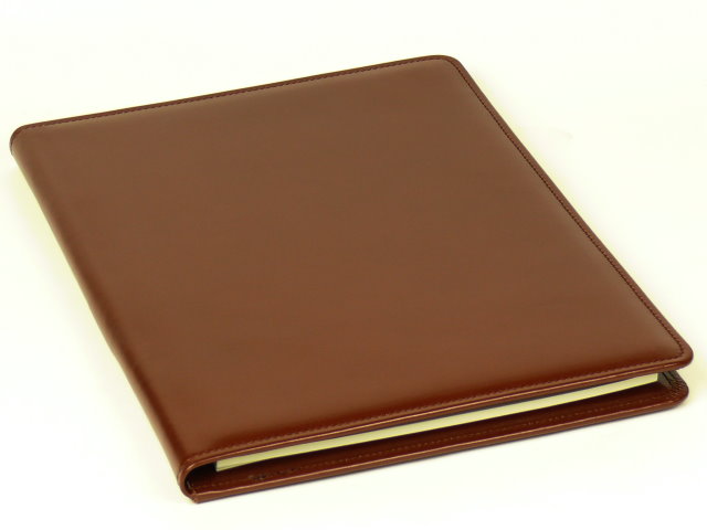 ビジネスでも使える革製レポートホルダー【レザーパッド．JP】