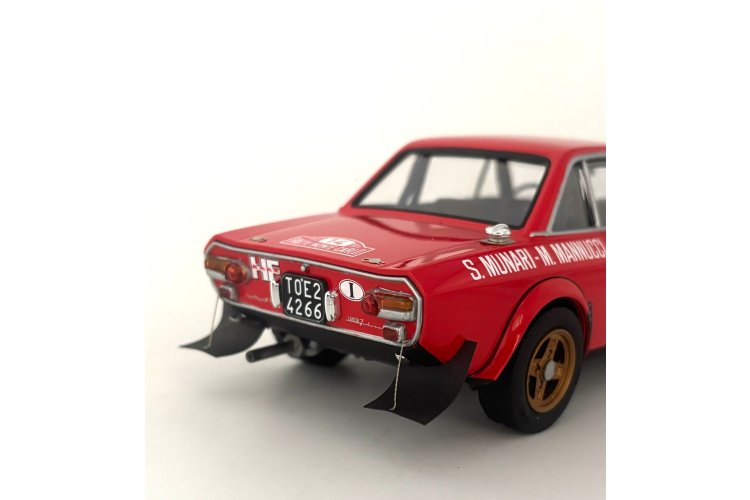 Italeri 1:24 Lancia Fulvia HF Rally Monte Carlo 1972 Auto Kit