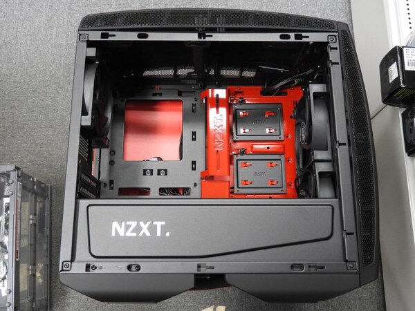 ASCII.jp：ふっくらデザインのNZXT製Mini-ITXケース「Manta」