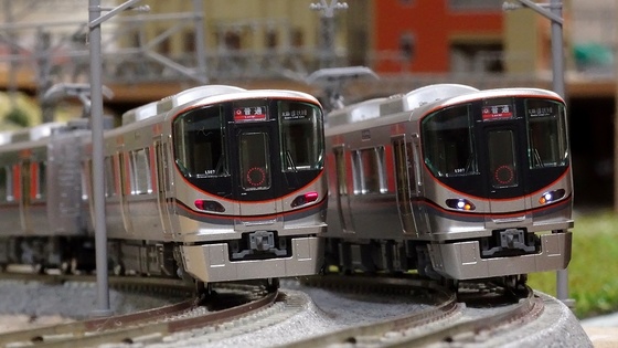 KATOとTOMIX 323系大阪環状線 - ビスタ模型鉄道（エヌゲージ日記）