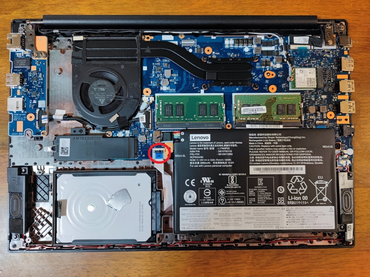 ThinkPad E595 分解して2TBのHDDを増設してみた!?: 気ままにデジタル生活