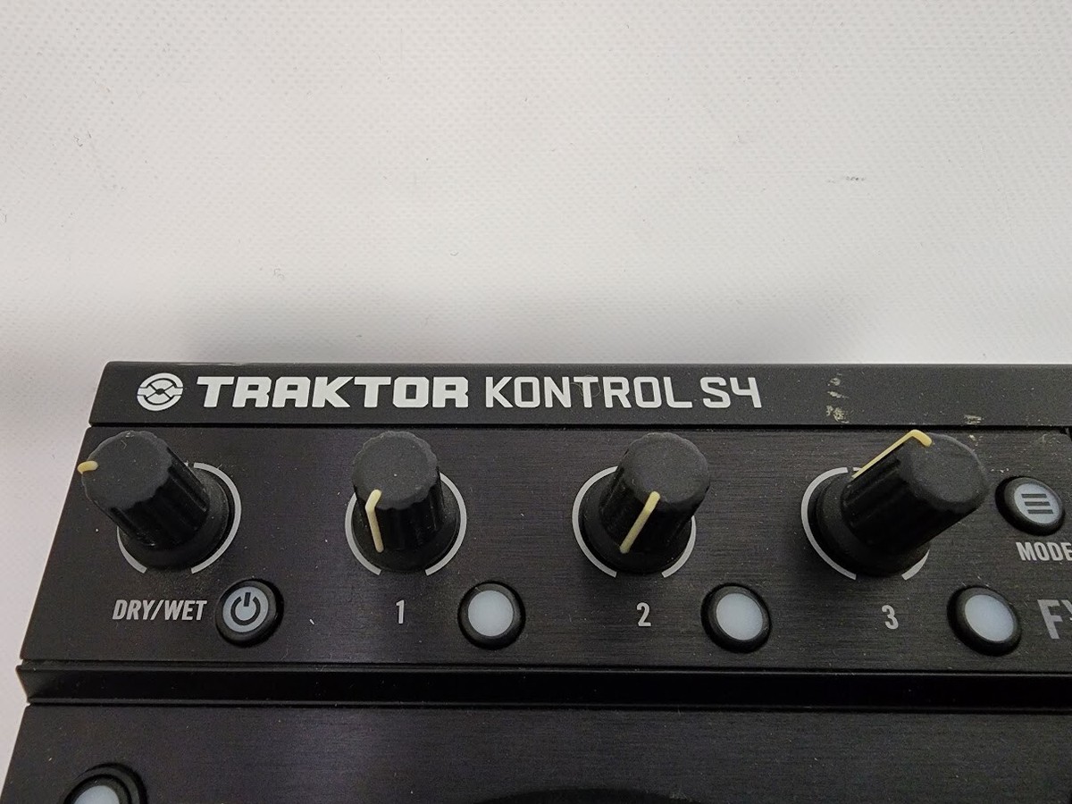 Native Instruments Traktor Kontrol S4 MK1 DJ Controller Midi