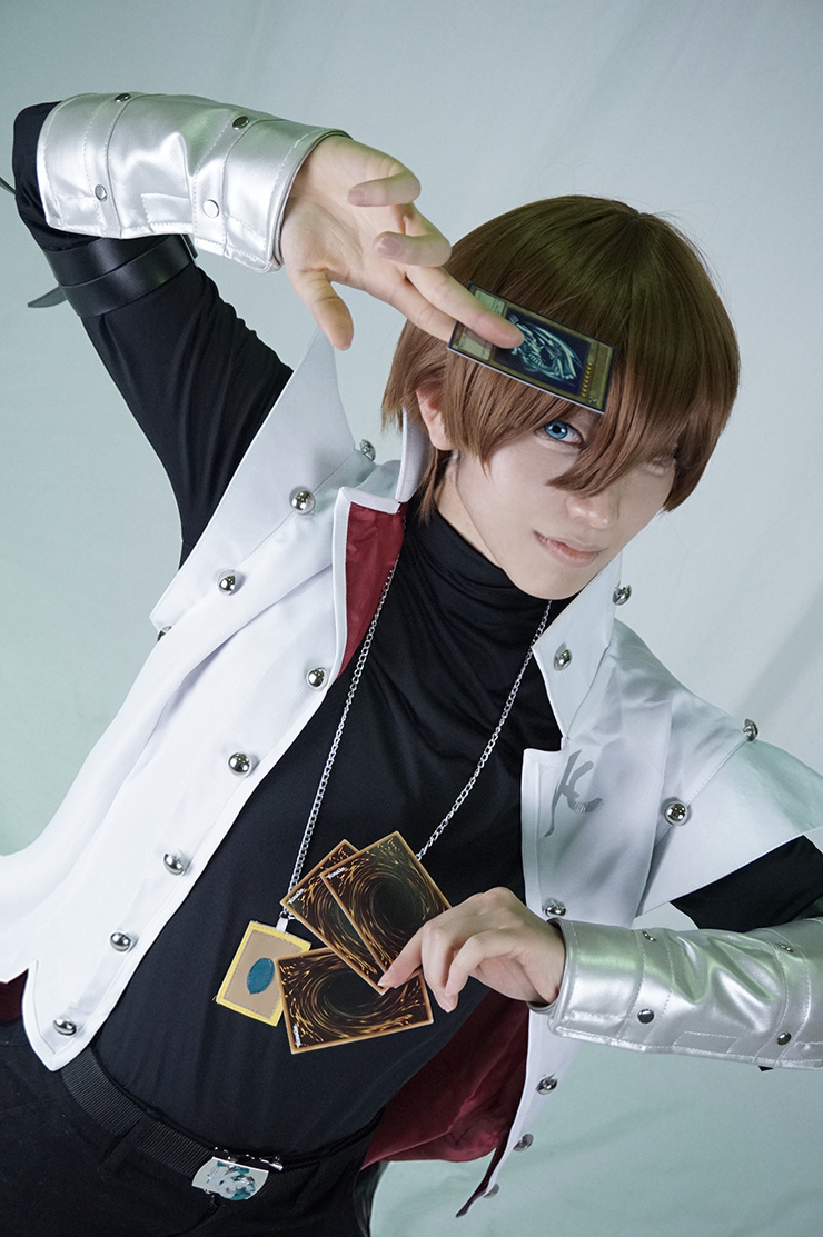 遊戯王 海馬瀬人 コスプレ衣装 革風ボトム ウィッグ付き 遊戯王 海馬瀬