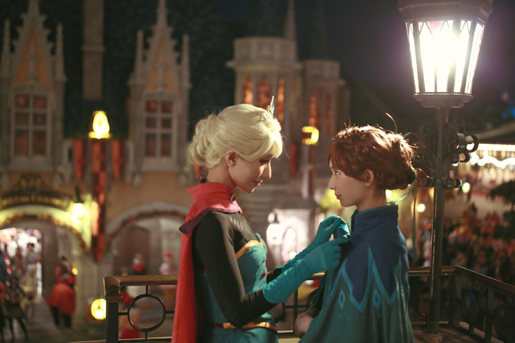 アナと雪の女王 エルサ(戴冠式) - コスプレイヤーズアーカイブ