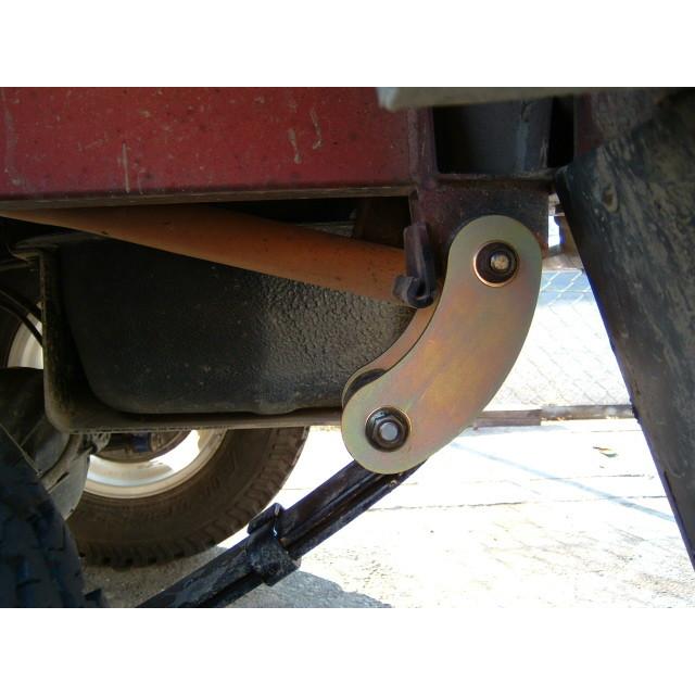 送料無料 ジムニー JA11 シャックル 1台分 : ジムニーアルマージ