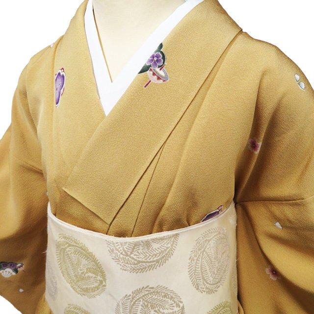 小紋 着物 未使用 正絹 袷 カジュアル 花とコマ模様 小麦色 多色 身丈