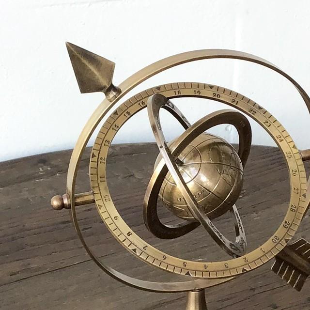 天球儀 おしゃれ インテリア ミニ 北欧モダン アンティーク アーミ