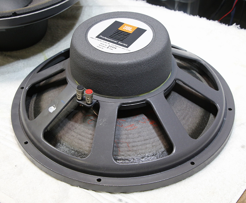 JBL 4343 まずは 2231A ウーファー から