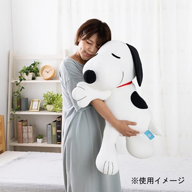 スヌーピーがひんやりモチモチ！おうち時間に癒やされる大きな