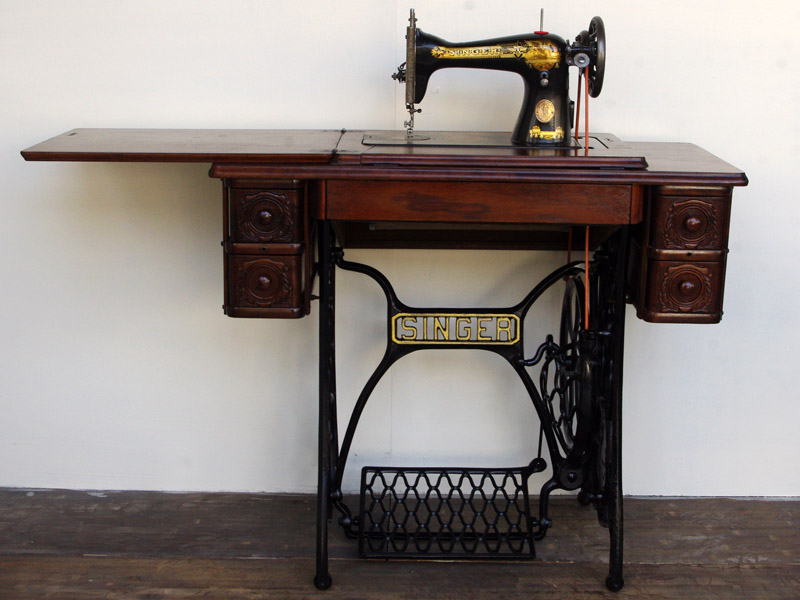 No.367 SINGER 15K シンガー製 家庭用足踏みミシン：アンティーク