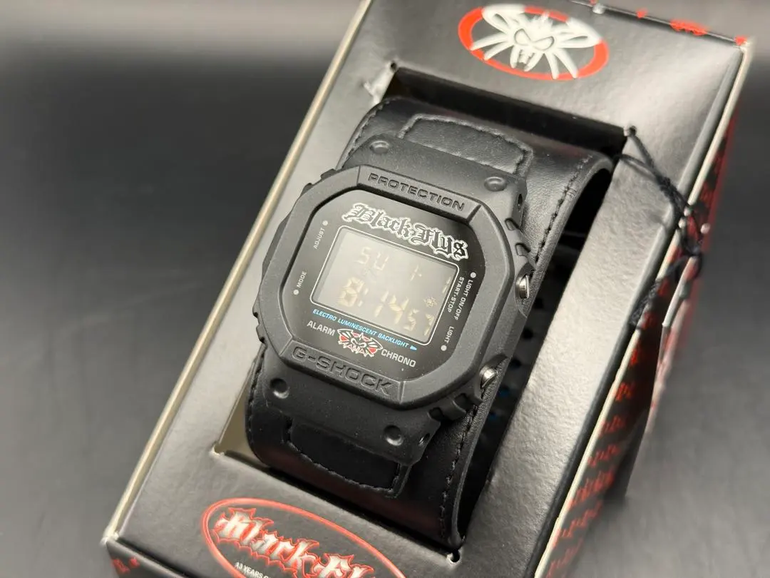 2026年最新】g-shock ブラックフライの人気アイテム - メルカリ