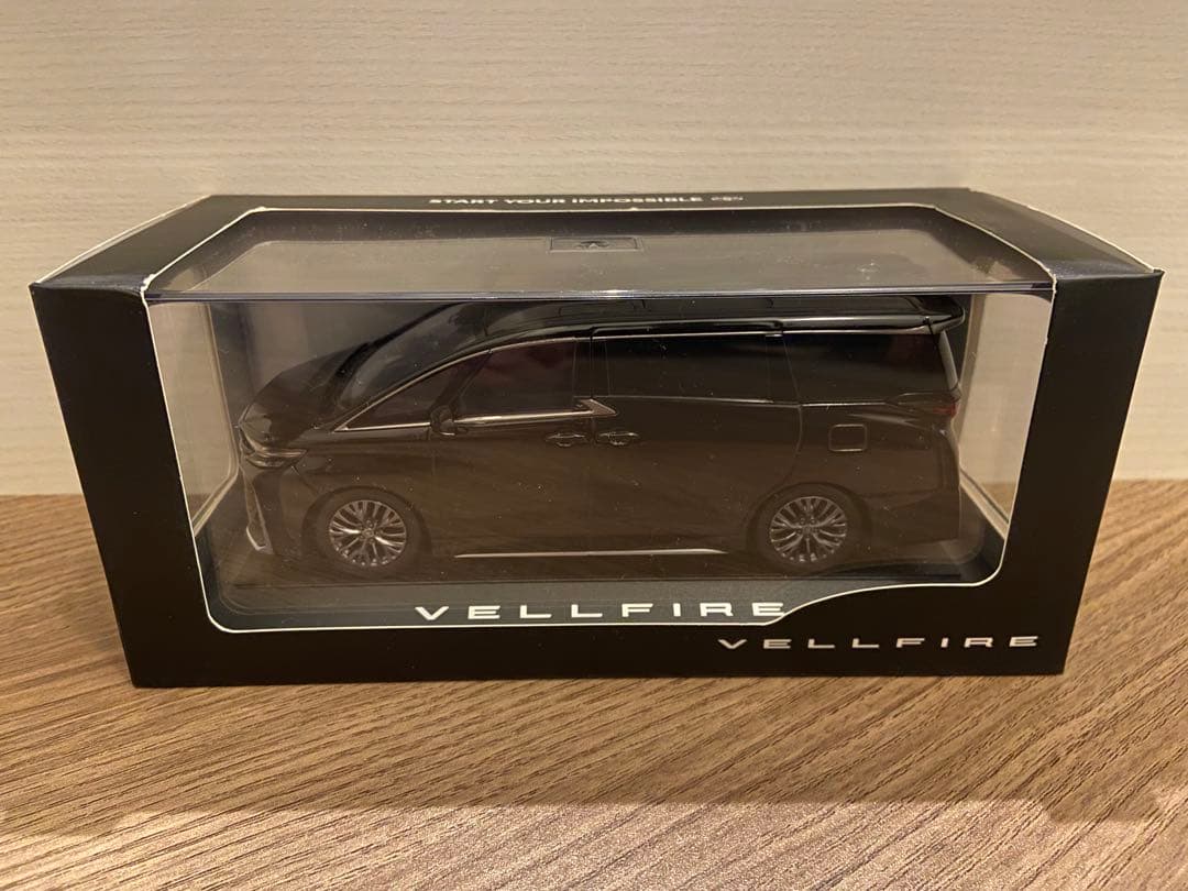 1/30 トヨタ　新型ヴェルファイア　カラーサンプル　非売品　ミニカー　ブラック Amazon | 新型ヴェルファイアZ Premier ブラック カラーサンプル