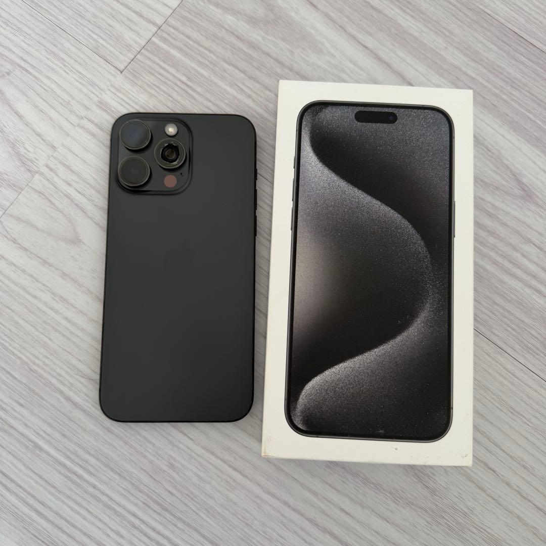 Apple iPhone 15 ProMAX ブラック 本体 Refurbished iPhone 15 Pro Max 512GB - Black Titanium (Unlocked