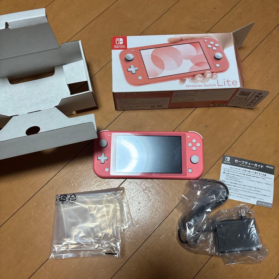 Nintendo Switch LITE コーラル　箱・充電器付き 中古・Nintendo Switch Lite コーラル・箱あり・充電器｜Yahoo!フリマ