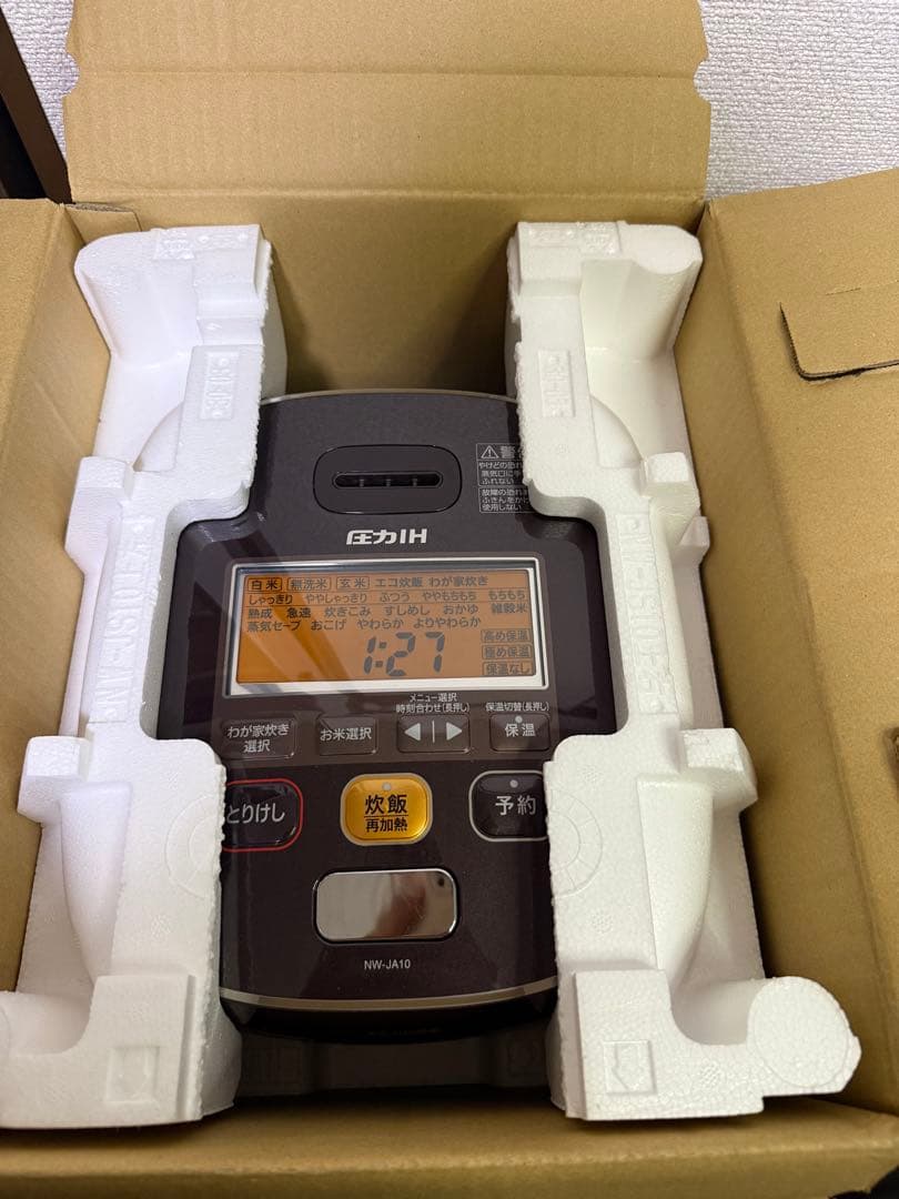 炊飯器・餅つき機 Zojirushi NW JA10 象印 圧力炊飯器 NW-JA10 2022年製 極め炊き® 圧力IH炊飯ジャー NP