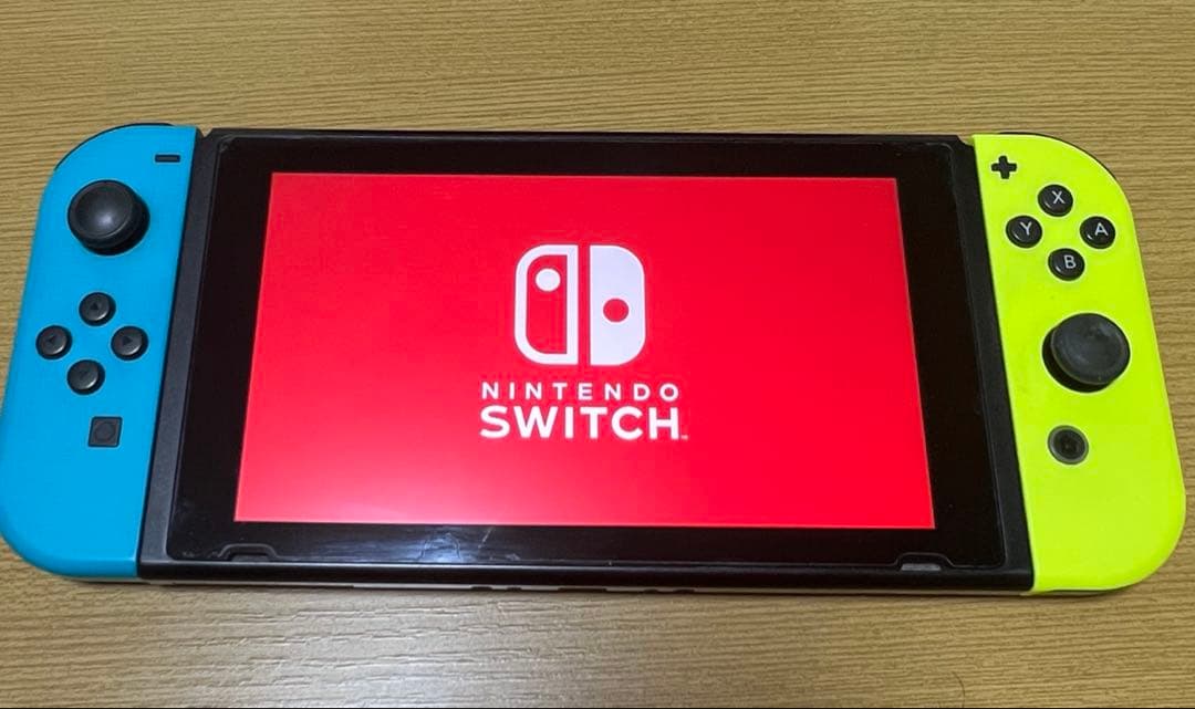 ■Nintendo Switch 本体 付属品&充電スタンド付 Amazon.co.jp: 【任天堂純正品】Nintendo Switch充電スタンド(フリース