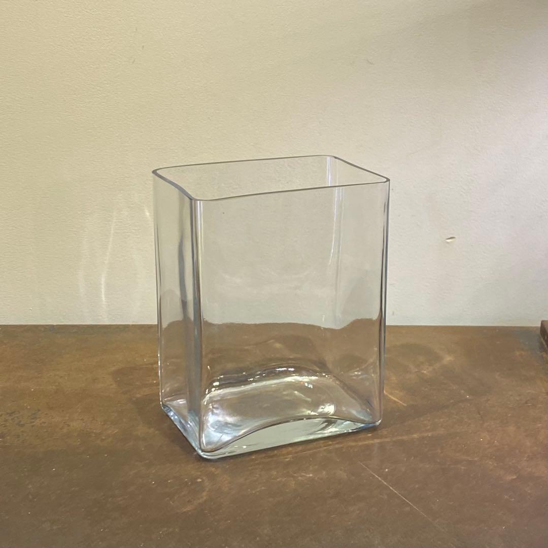 古いガラスのうつわ と 三つ脚金属器 二点セット 古道具 公式】古道具屋 ひねもす道具店｜古道具・民芸品・古玩具・骨董品