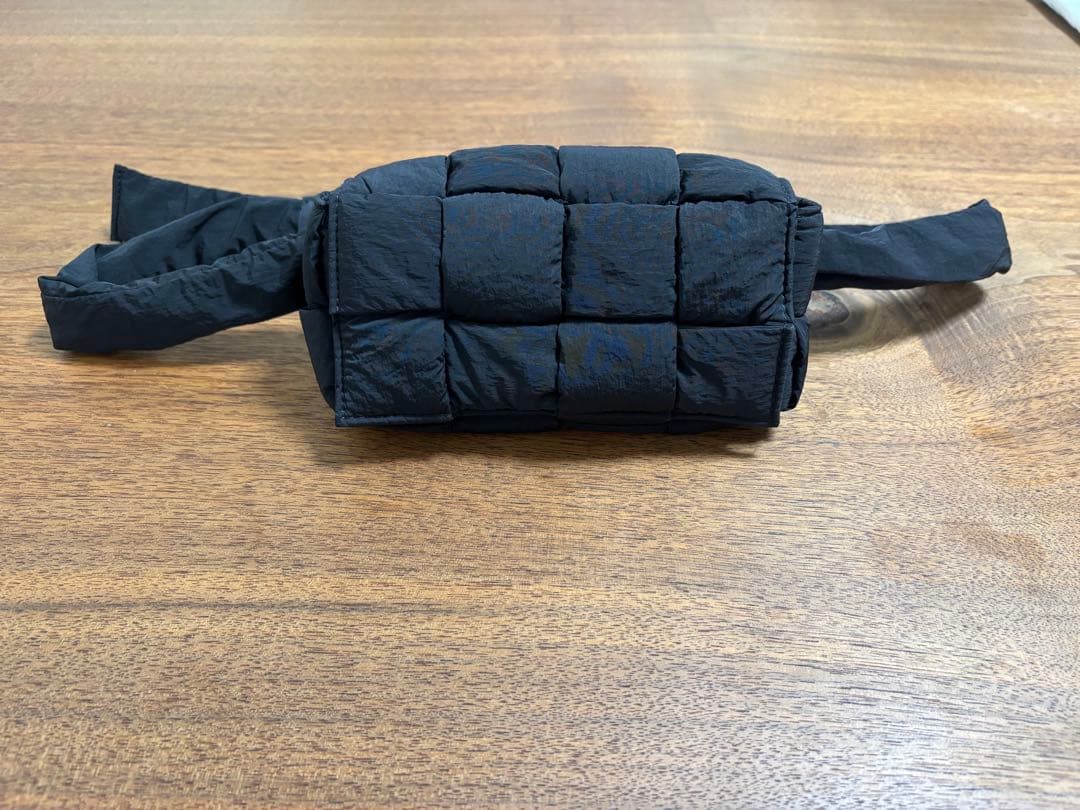 や*だ様 BOTTEGA VENETA ボッテガべネタ　カセット　ミニショルダー CASSETTE（BOTTEGA VENETA） BOTTEGAVENETA ボッテガ・ヴェネタ