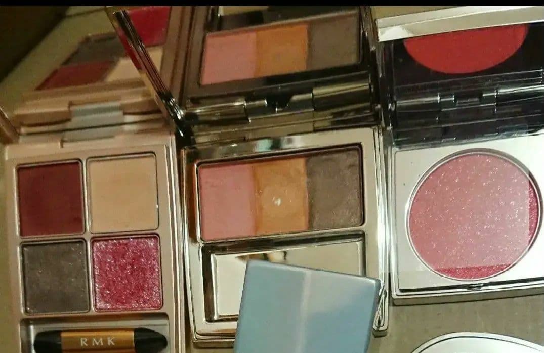RMK  三点セット アイカラー チーク セット まとめ売り RMK｜アールエムケー アウトレット セール 通販 - SMASELL（スマセル）