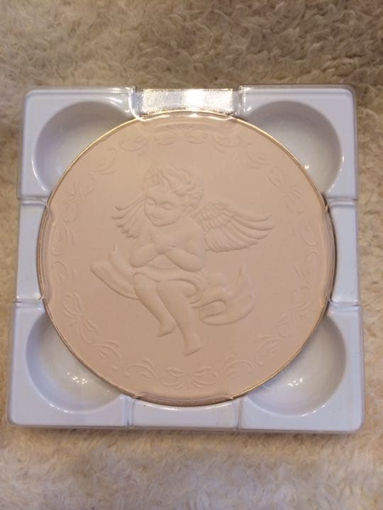 ミラノコレクション2019  インプレス 30g カネボウ / ボディフレッシュパウダー＜ミラノコレクション2019＞ 30g