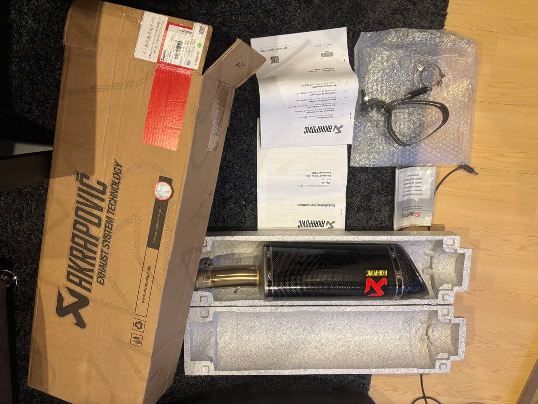 Akrapovic スリップオンマフラー カーボンファイバー Amazon | AKRAPOVIC(アクラポヴィッチ) マフラー スリップオンライン