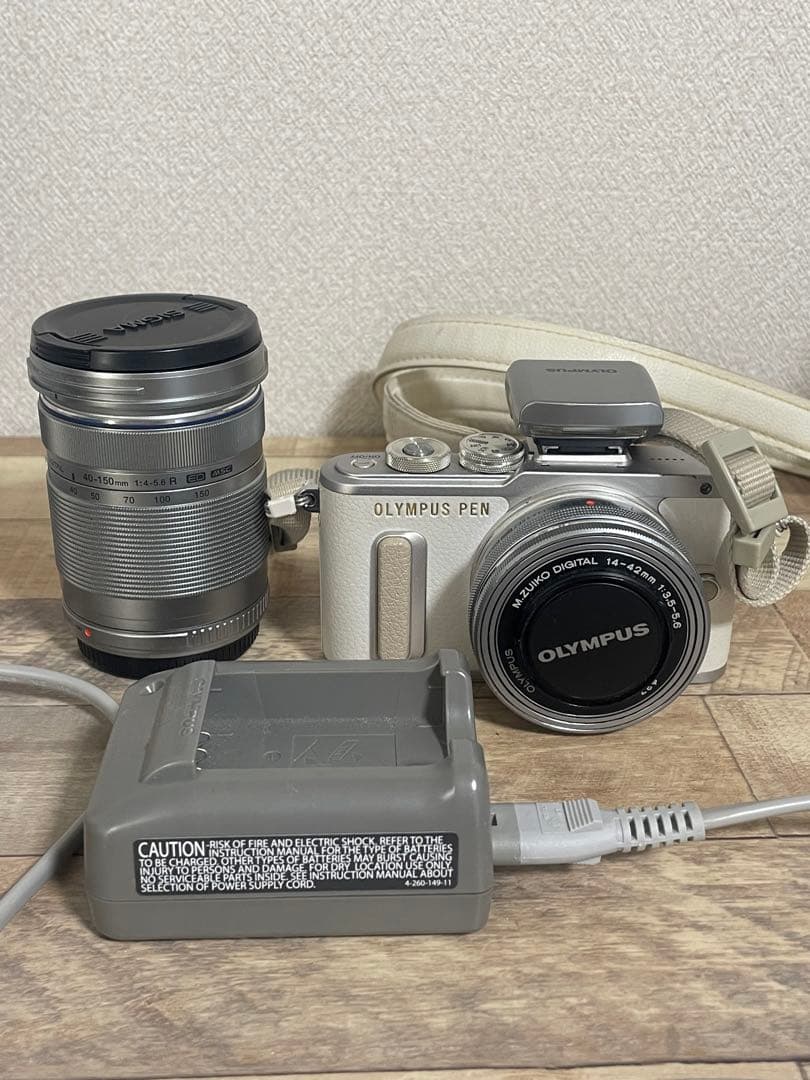 k*o様 OLYMPUS PEN E-PL8ミラーレスカメラ レンズセット OLYMPUS PEN オリンパス ミラーレス ペン E-PL8 レンズセット ホワイト