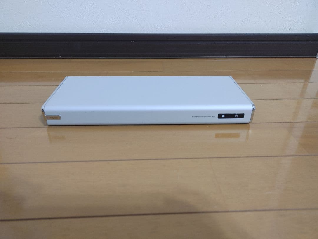 Polycom RealPresence Group 310 テレビ会議システム Poly RealPresence Group 310 Video Conferencing System with