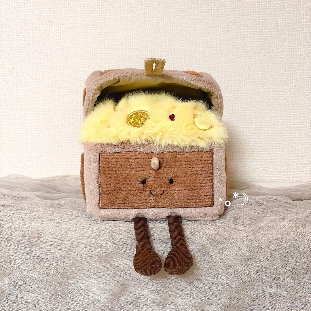 ジェリーキャット 宝箱 ぬいぐるみ jellycat treasure chest ジェリーキャット宝箱 ぬいぐるみ - メルカリ
