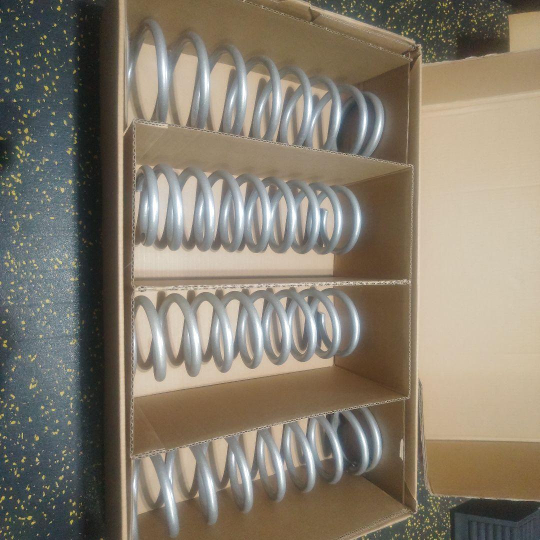 ショウワガレージ　1インチアップコイルスプリング　ジムニーシエラJB74 1インチリフトアップコイル ジムニー JB64 / ジムニーシエラ JB74