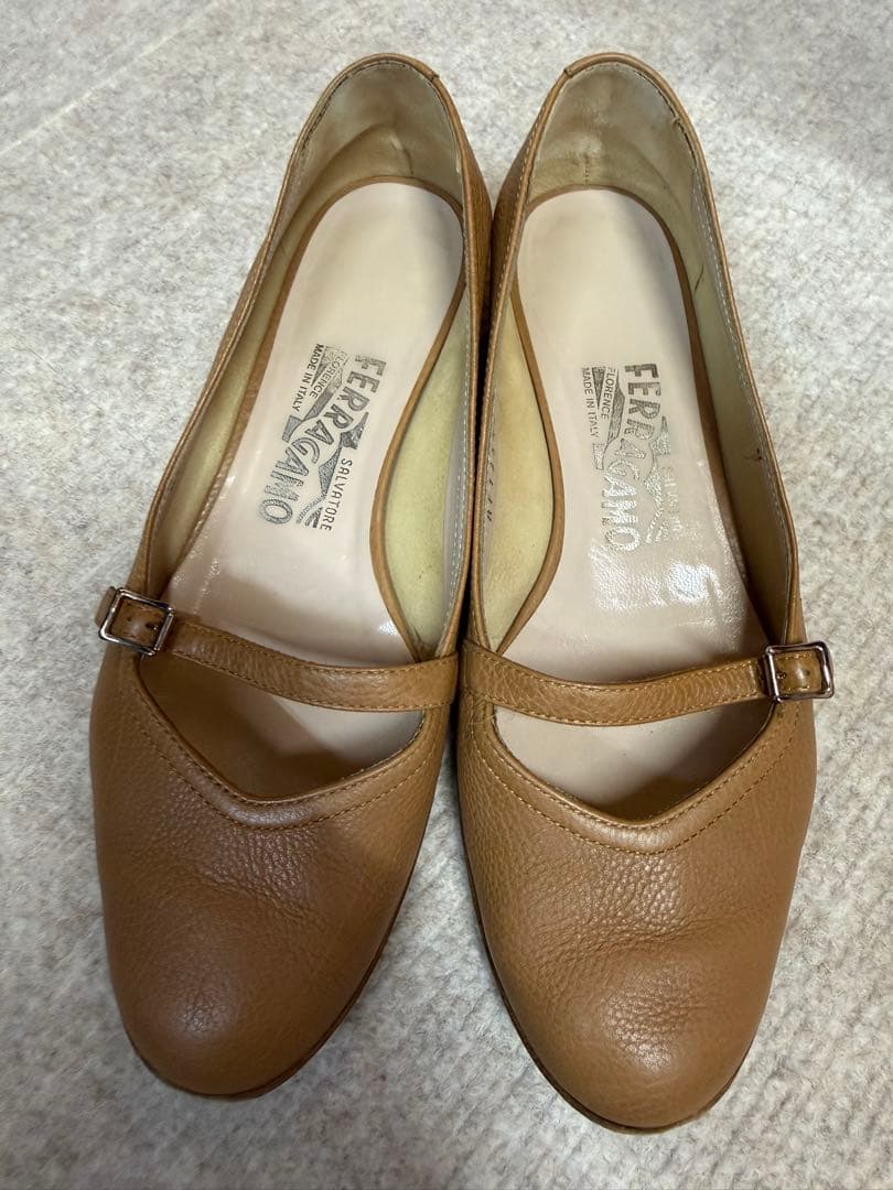 Ferragamo フェラガモ オードリー フラットシューズベージュ5 1/2C