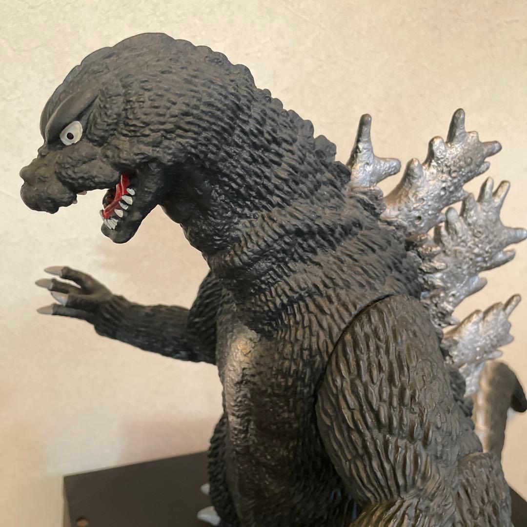 ゴジラ GODZILLA BANDAI 1988 東宝 フィギュア 特大 - メルカリ